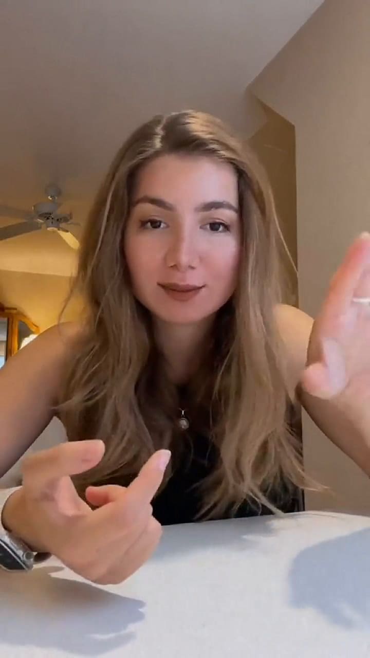 La influences de TikTok comparte su experiencia profesional tras vivir un año es EE.UU.