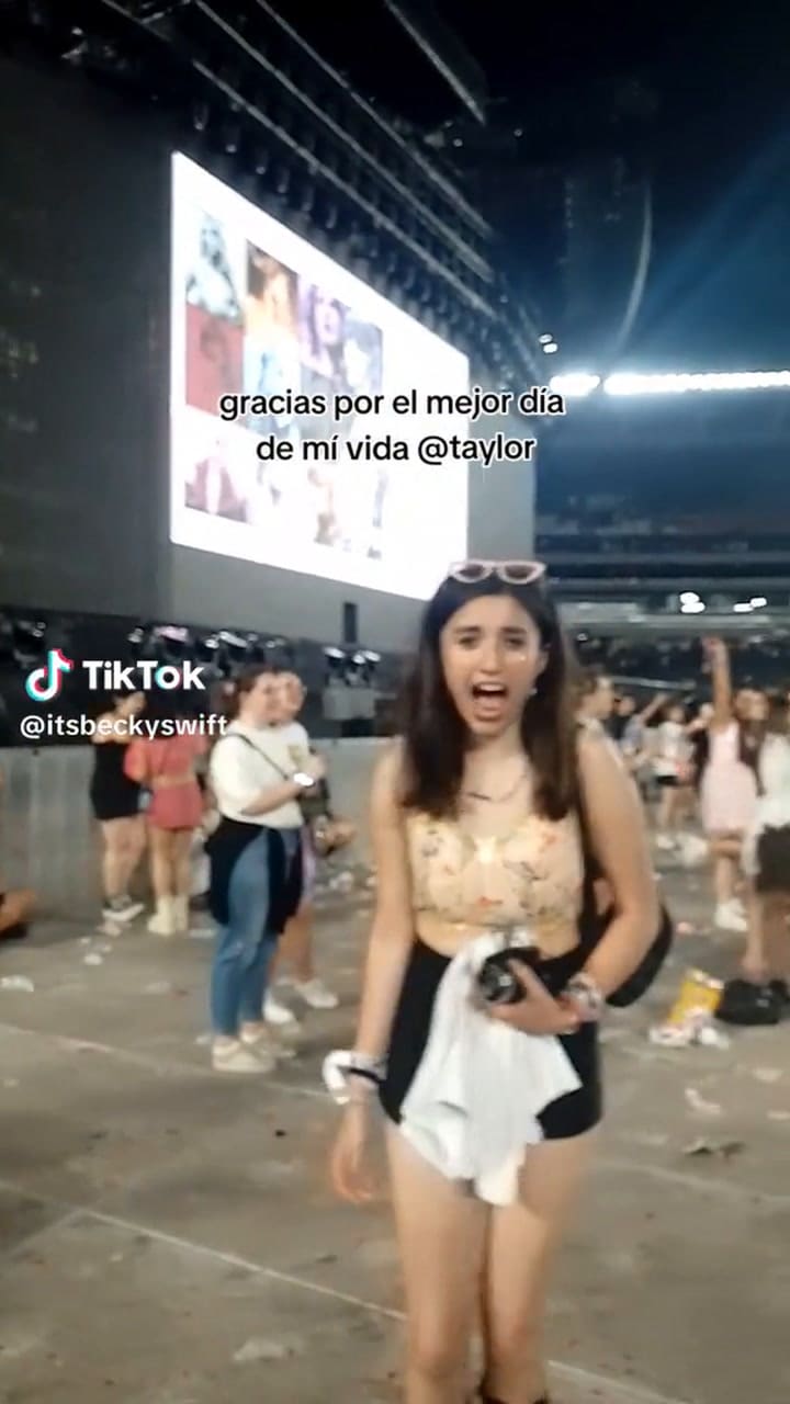 Tiktok Nina La Fan De Taylor2b