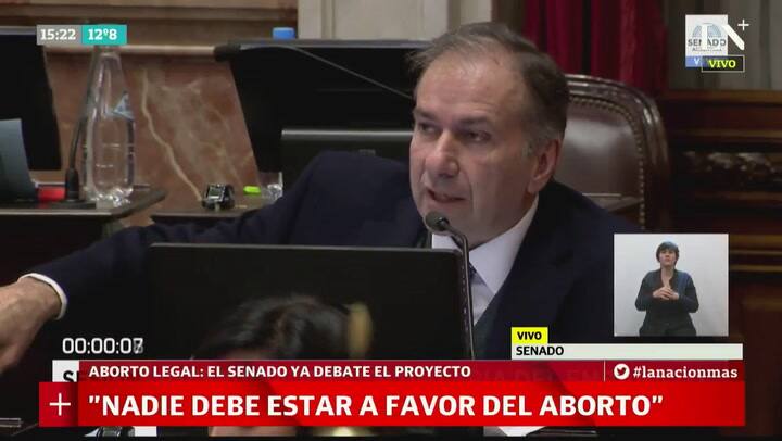 La exposición de Humberto Schiavoni a favor de la legalización del aborto - Fuente: YouTube