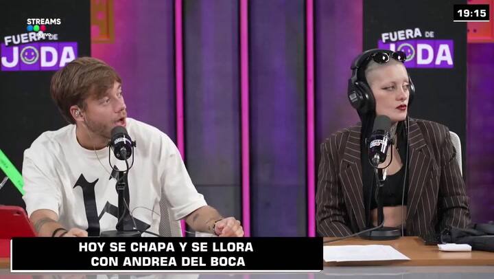 Andrea del Boca y Kennys Palacios compartieron un apasionado beso