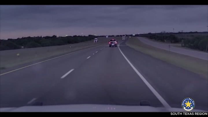 El Departamento De Seguridad Pública Arresta A Un Contrabandista Ecuatoriano