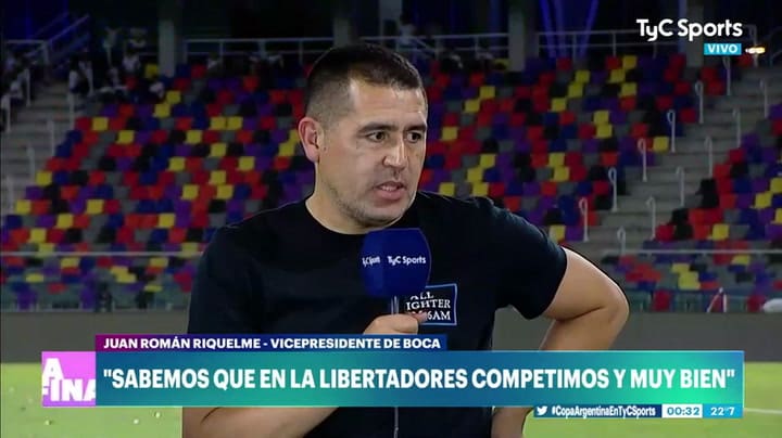 Juan Román Riquelme festejó la Copa Argentina pero no confirmó a Sebastián Battaglia como DT en 2022