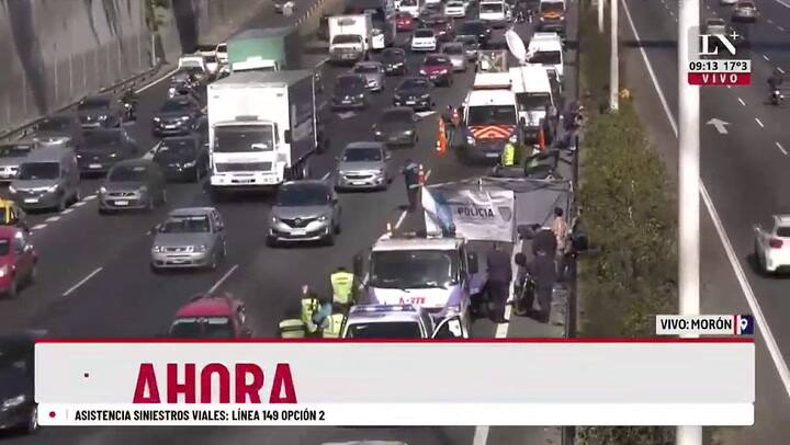 Chocó de contramano en el Acceso Oeste: un muerto y dos heridos