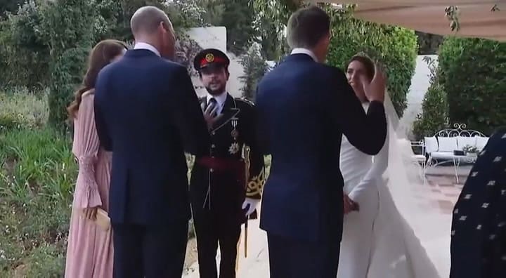 El desubicado gesto del príncipe William a Kate Middleton