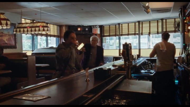 A Different Man - Tráiler completo en español