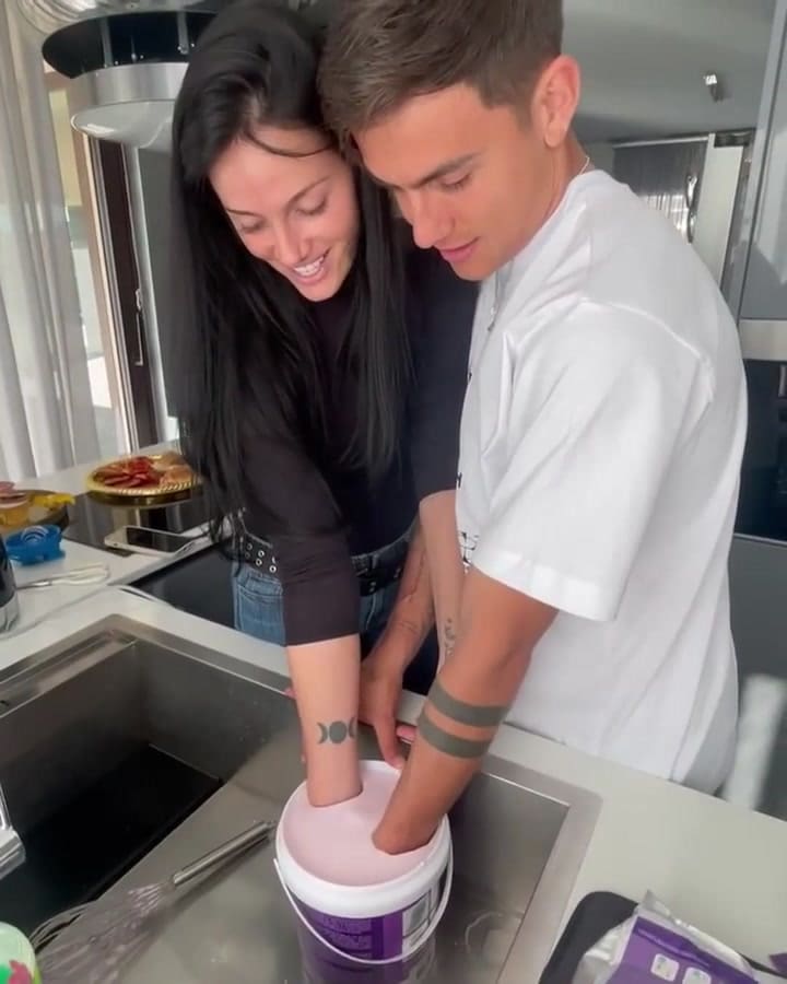 Oriana Sabatini saludó a Paulo Dybala por su cumpleaños