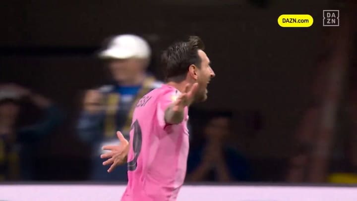 El golazo de Messi desde la cámara del árbitro
