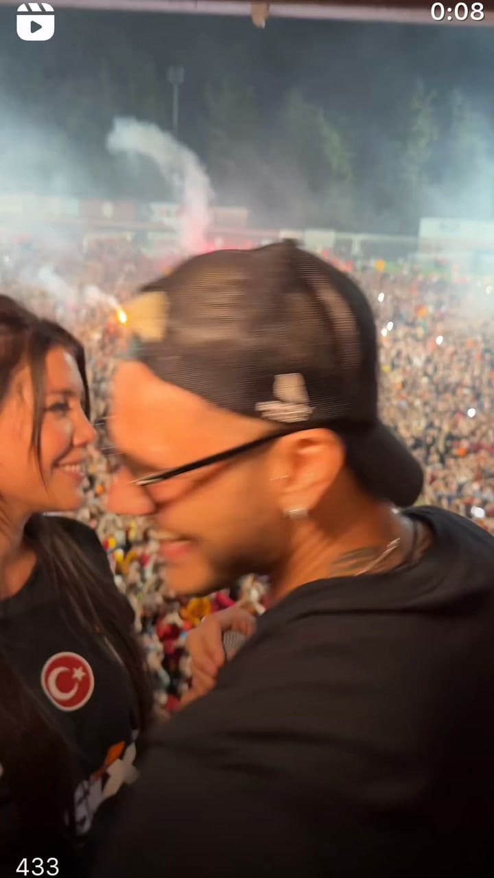 Mauro Icardi y Wanda Nara disfrutaron de un nuevo título del Galatasaray