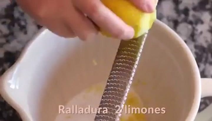 Budín de limón y almendras paso a paso