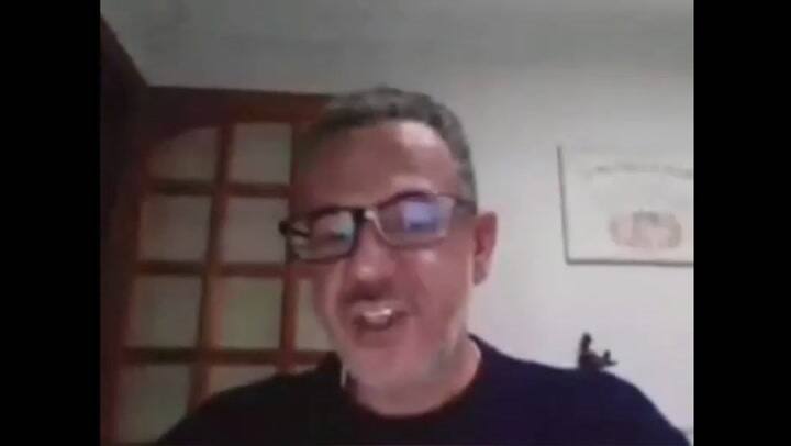 Brasil: un profesor fue asaltado mientras daba clase por Zoom - Fuente: Twitter