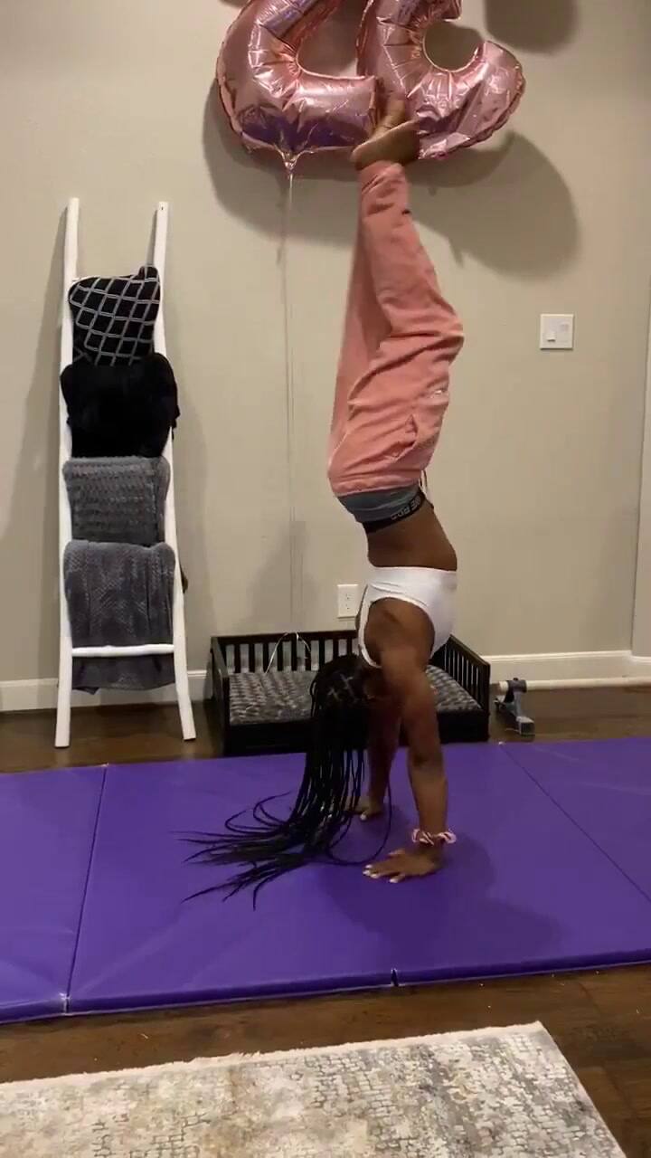 Simone Biles que enloquece a millones de fanáticos con un nuevo challenge - Fuente: Twitter