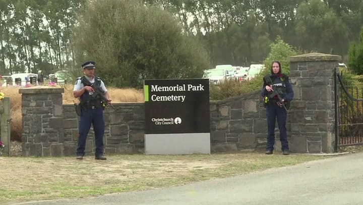 Nueva Zelanda prohíbe vender fusiles de asalto y semiautomáticos - Fuente: AFP
