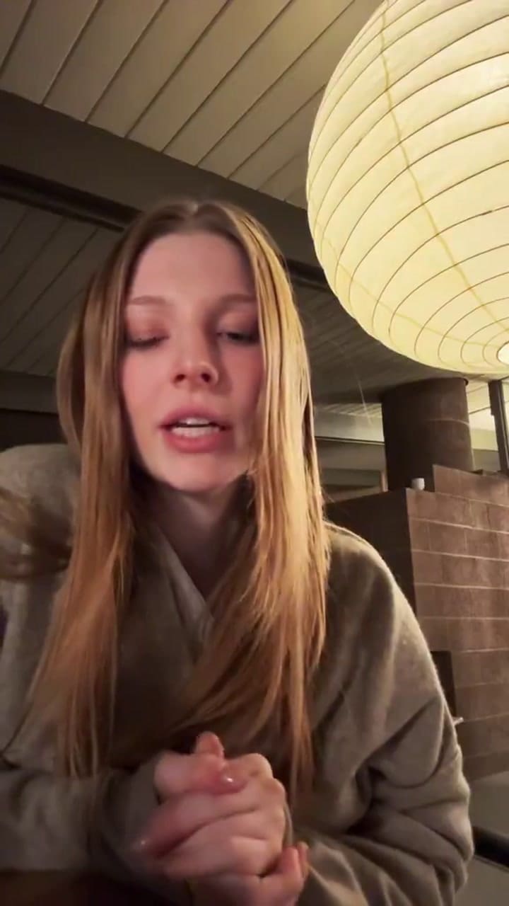 “Tengo miedo”: la actriz Hunter Schafer reveló que en su nuevo pasaporte se la identifica como varón