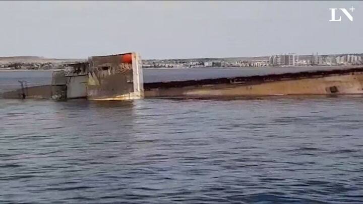 Hundieron un pesquero frente a las costas de Puerto Madryn para crear un arrecife artificial