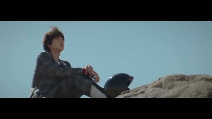 Kin Seok-jin actuará como invitado en el show de Coldplay.