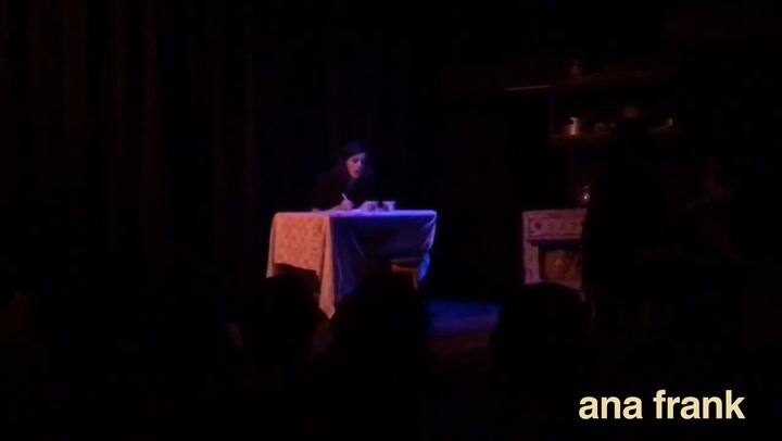 Ana Frank, el musical' de Ángel Mahler, Sala de Teatro Ana Frank - Fuente: Youtube