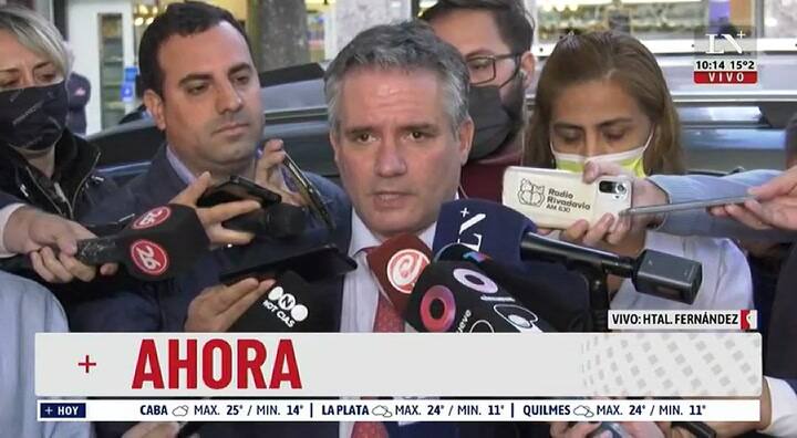 Un hombre le fracturó el cráneo a una policía, le robó el arma y disparó contra otros efectivos en Palermo