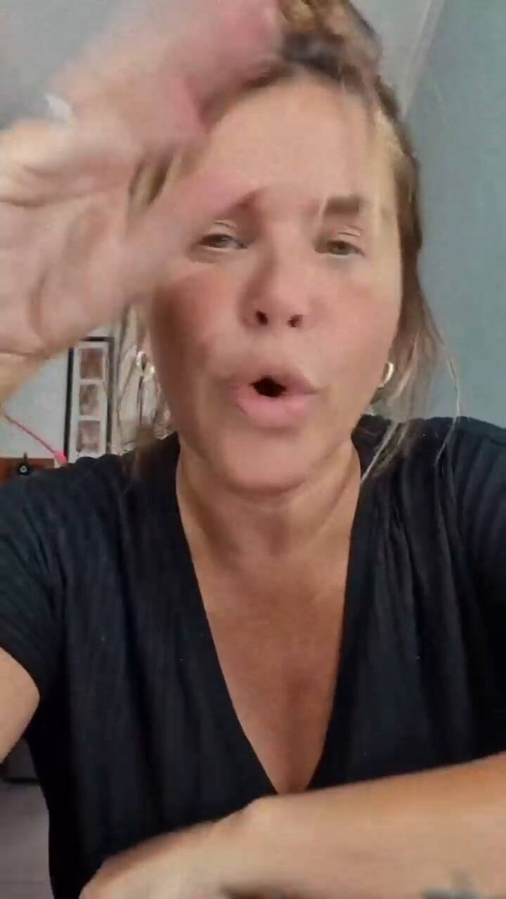 El descargo de Nazarena Vélez por sus cuestionamientos como abuela