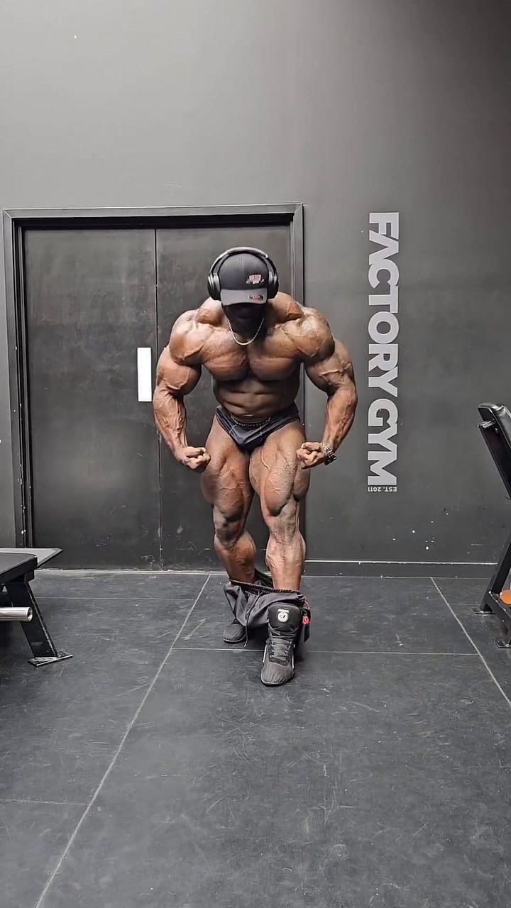 Are You Ready @Marlenka1 @Hosstilesupps Samson10 For 10% Off...#hosstile #Hosstilesupps #Hosstiletakeover #Hosstilebrandwear #Thenigerianlion #Bodybuilingapparel #Ifbb #Ifbbpro #Npc #Bodybuilder #Bodybuilding #Bo