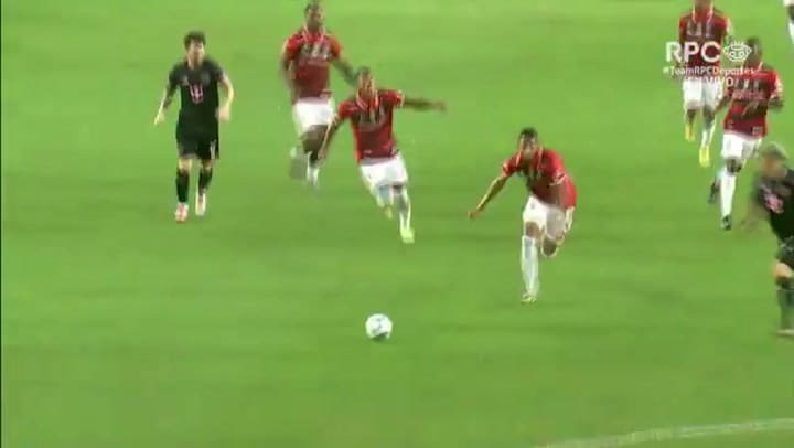 Lionel Messi deslumbró en un amistoso contra un equipo de Panamá