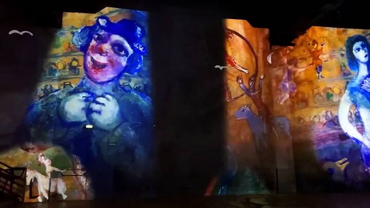 Chagall: París-Nueva York en el Atelier des Lumières