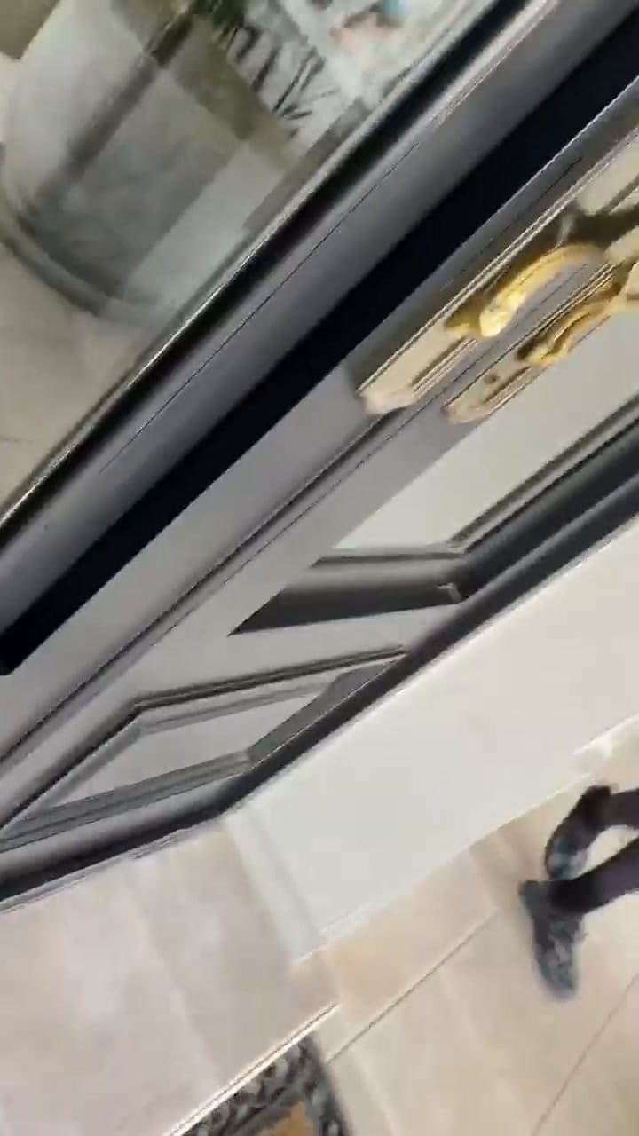 Oriana Sabatini sorprendió a toda su familia con su regreso a la Argentina - Fuente - Instagram