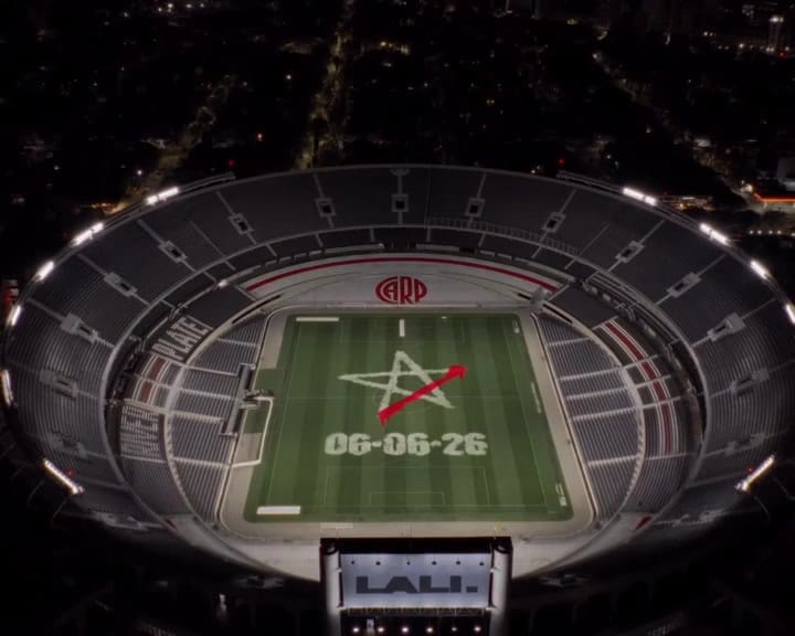 Lali anunció su primer show en River