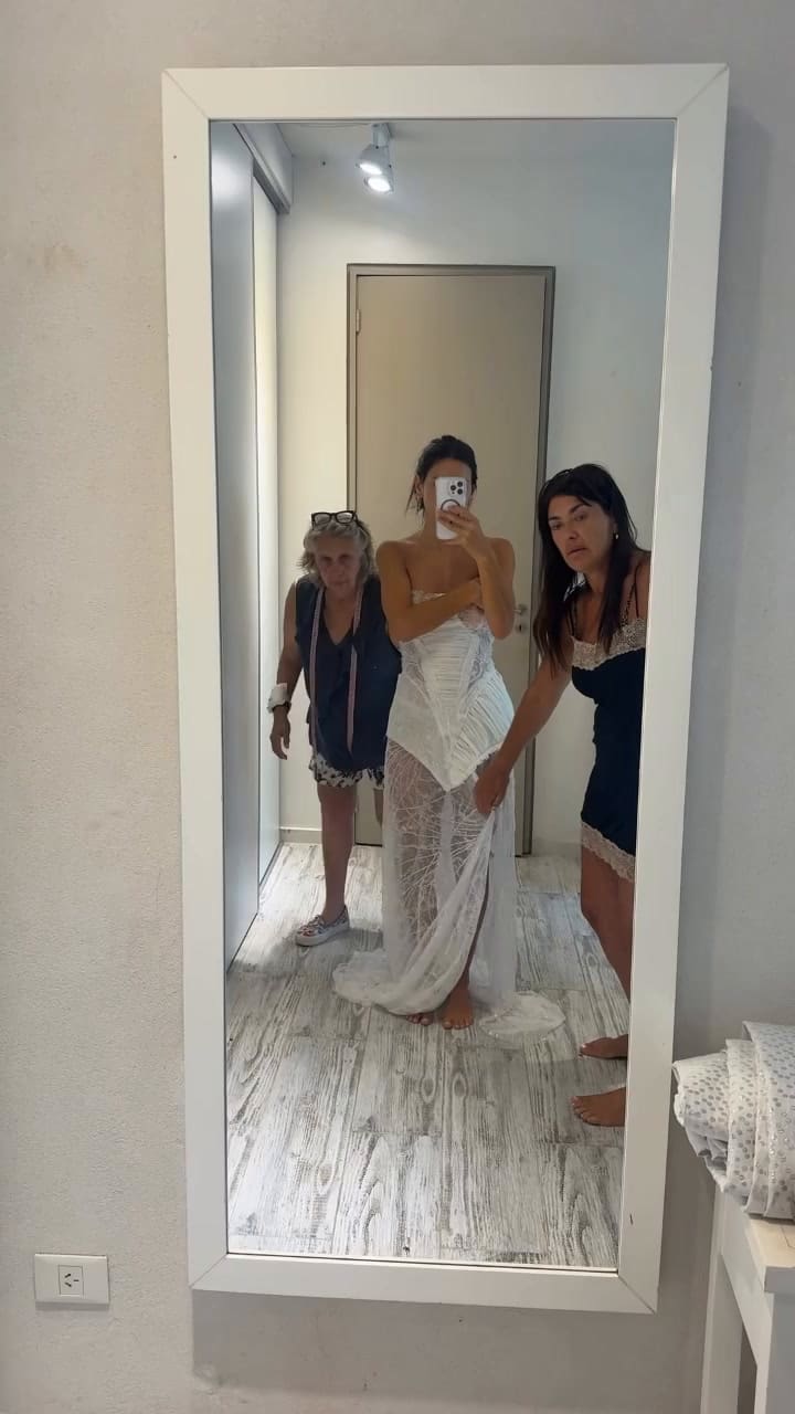 Paloma Goycochea mostró los detalles de su vestido de novia