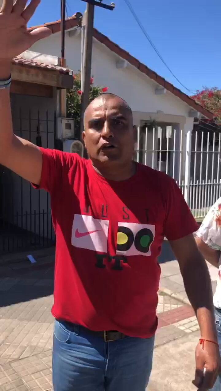 La explicación de uno de los militantes sobre el operativo policial