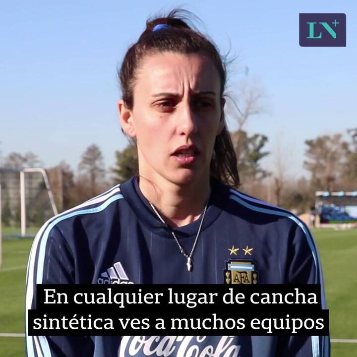 Las jugadoras de la selección de fútbol piden más apoyo