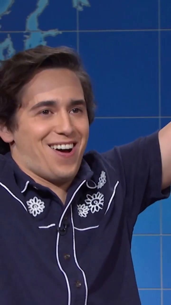 El comediante latino Marcello Hernández triunfó en Saturday Night Live