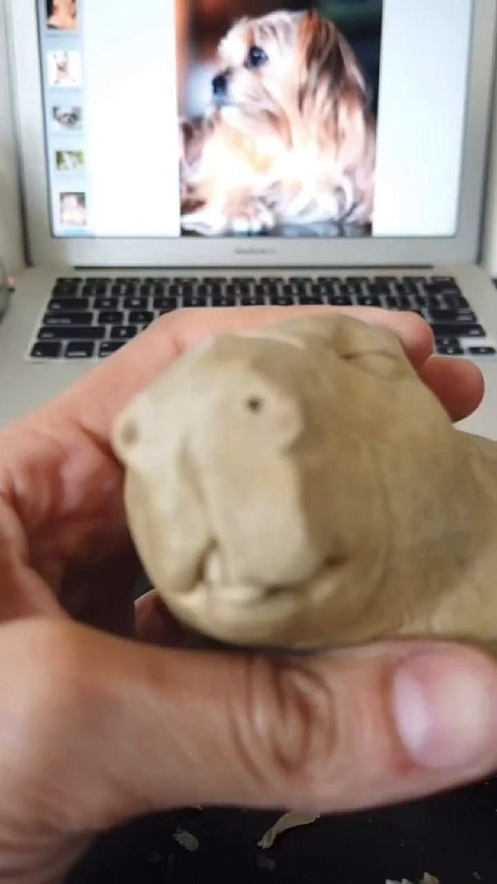 El proceso de armado de cada escultura