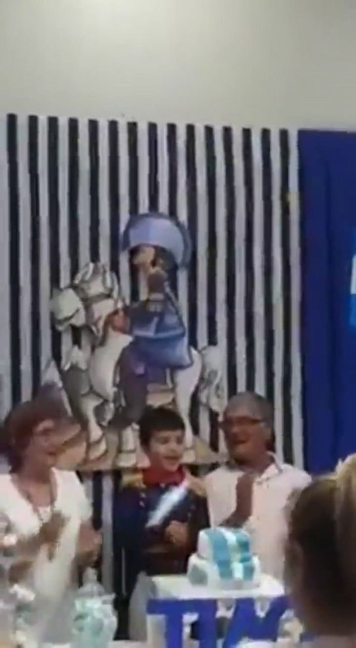 Un niño dedicó su cumpleaños a San Martín