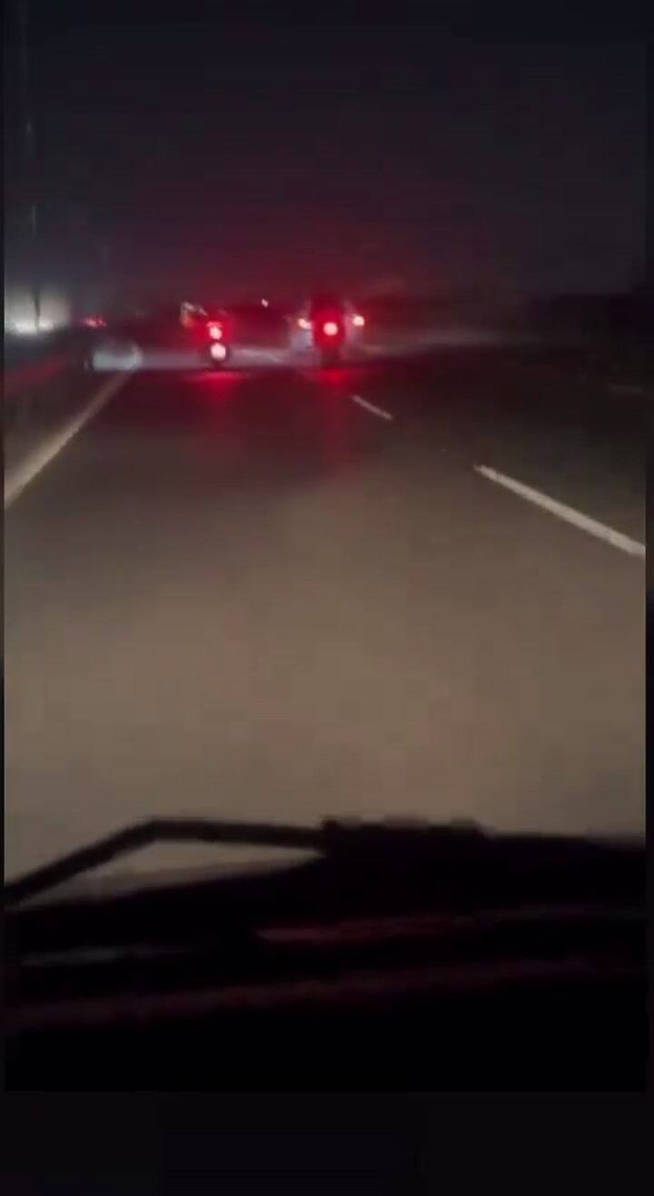 Así intentaba un motociclista evitar a motochorros en el camino del Buen Ayre