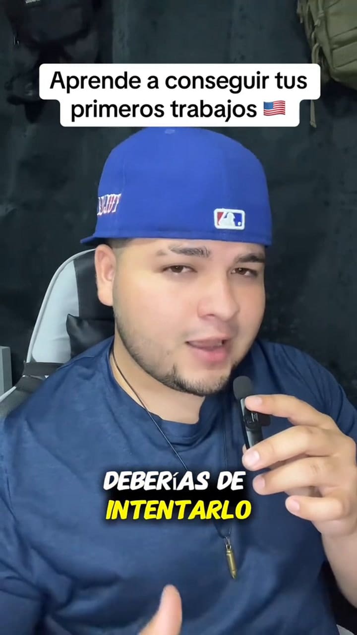 Trabajador latino en EE.UU. da consejos para obtener un primer empleo