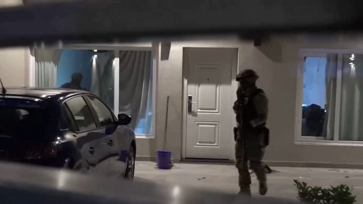 Así detuvieron a la banda que cometía estafas y secuestros virtuales con autos