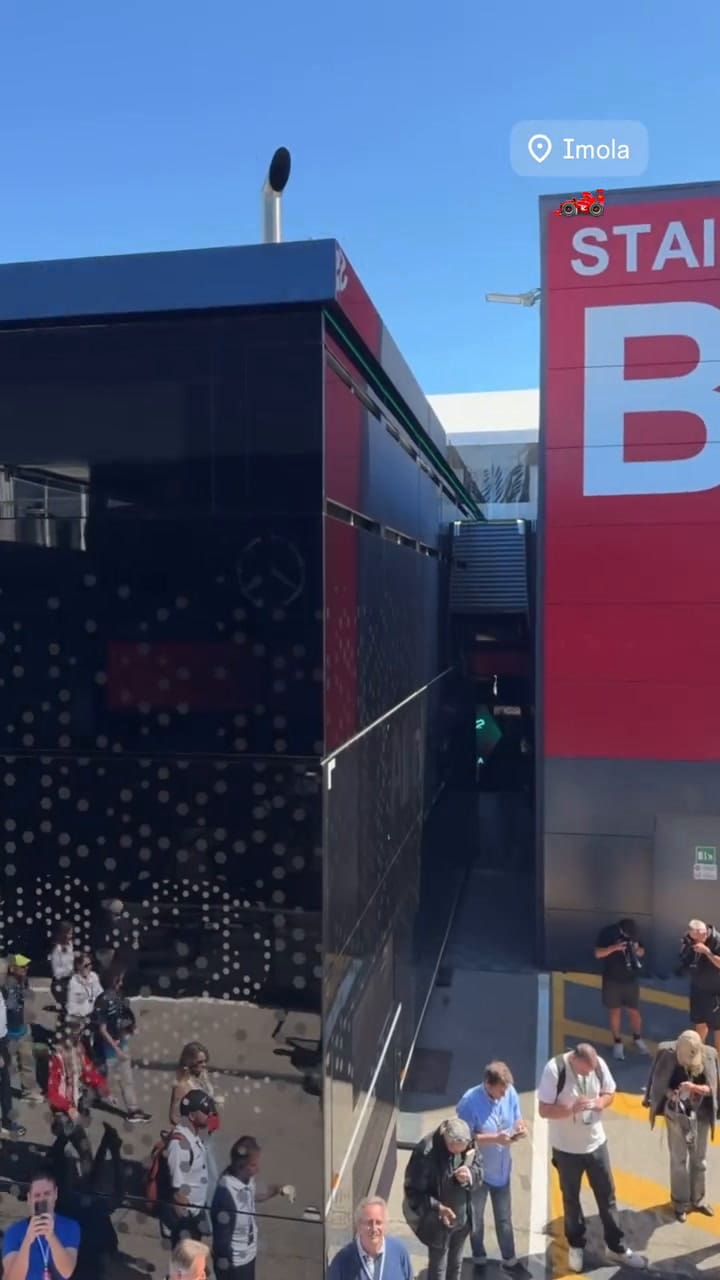 El video que compartió Santi Castro desde el paddock