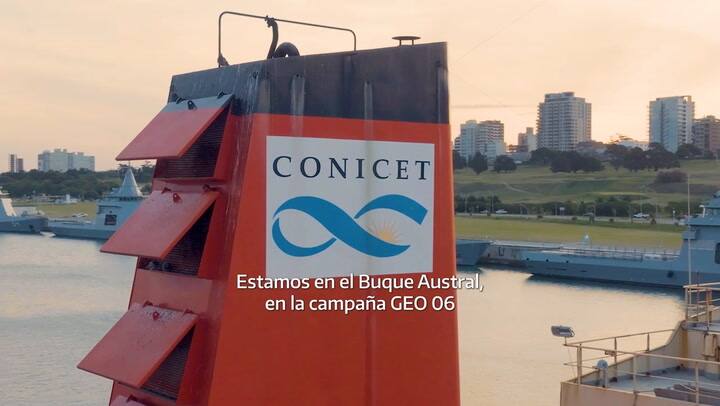 El buque ARA Austral zarpó a una campaña oceanográfica