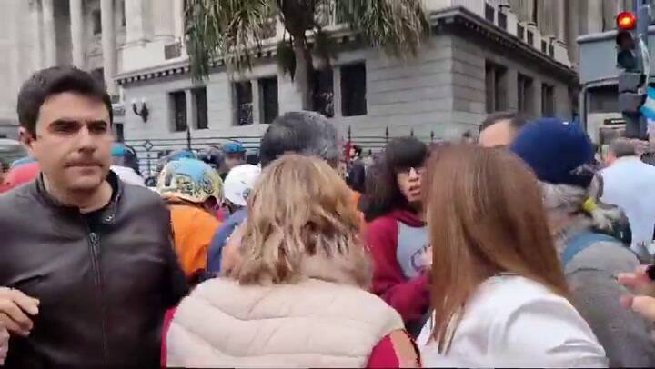 Twittervid.com Soybienalex 8b3ff4