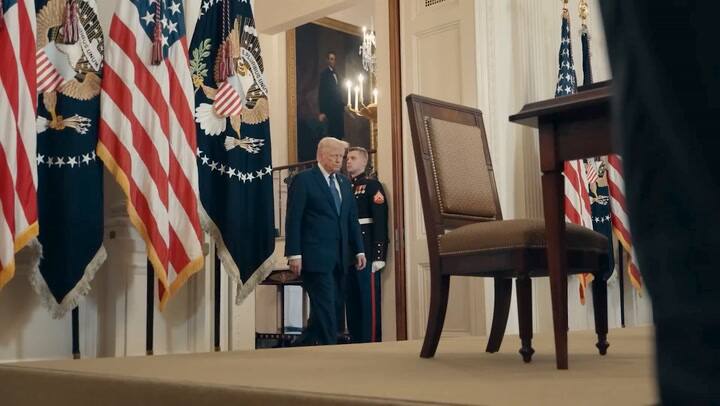 La campaña millonaria de Kristi Noem contra los migrantes ilegales