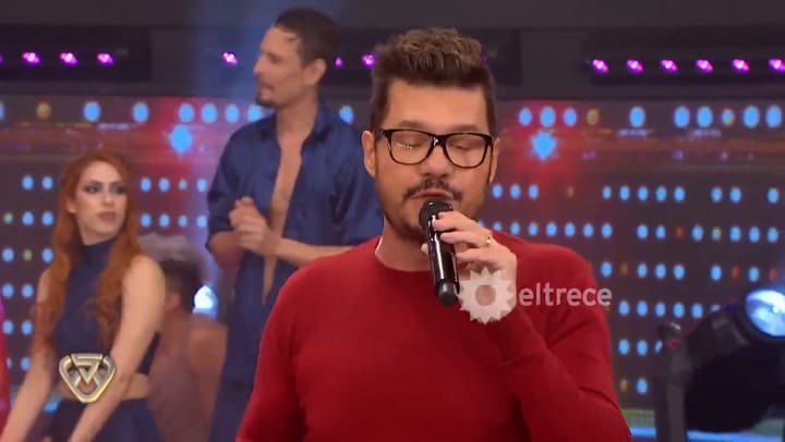 Noelia Marzol y Jony Lazarte interpretaron una coreo cargada de sensualidad - Fuente: eltrece