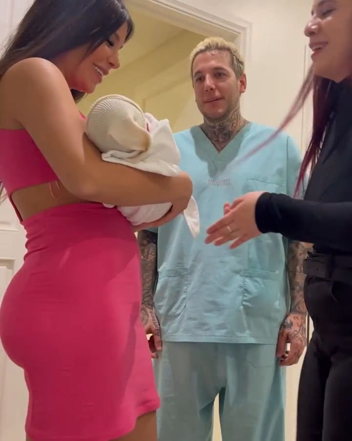 La reacción de Charlotte Caniggia al conocer a su sobrina Venezia