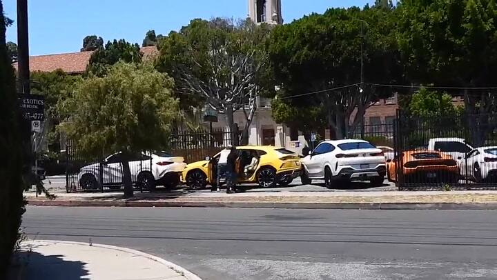 Hijo de Ben Afleck choca Lambo con BMW