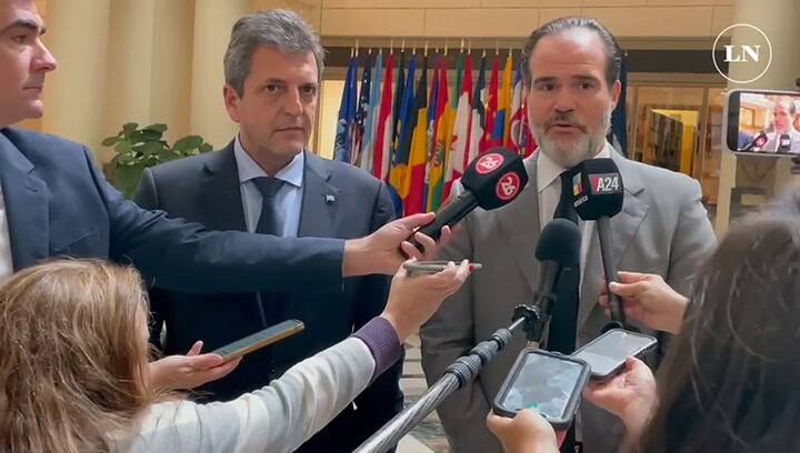 Massa comienza su gira por Estados Unidos y anuncia el 'dólar soja'