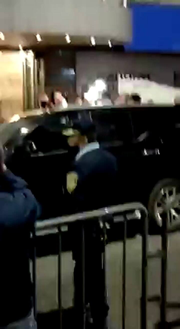 Agredieron a Mauricio Macri a la salida de una emisora radial en Córdoba