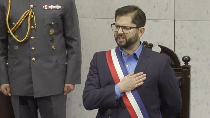 Luchar contra la violencia y mejorar derechos sociales, objetivos de Boric en Chile