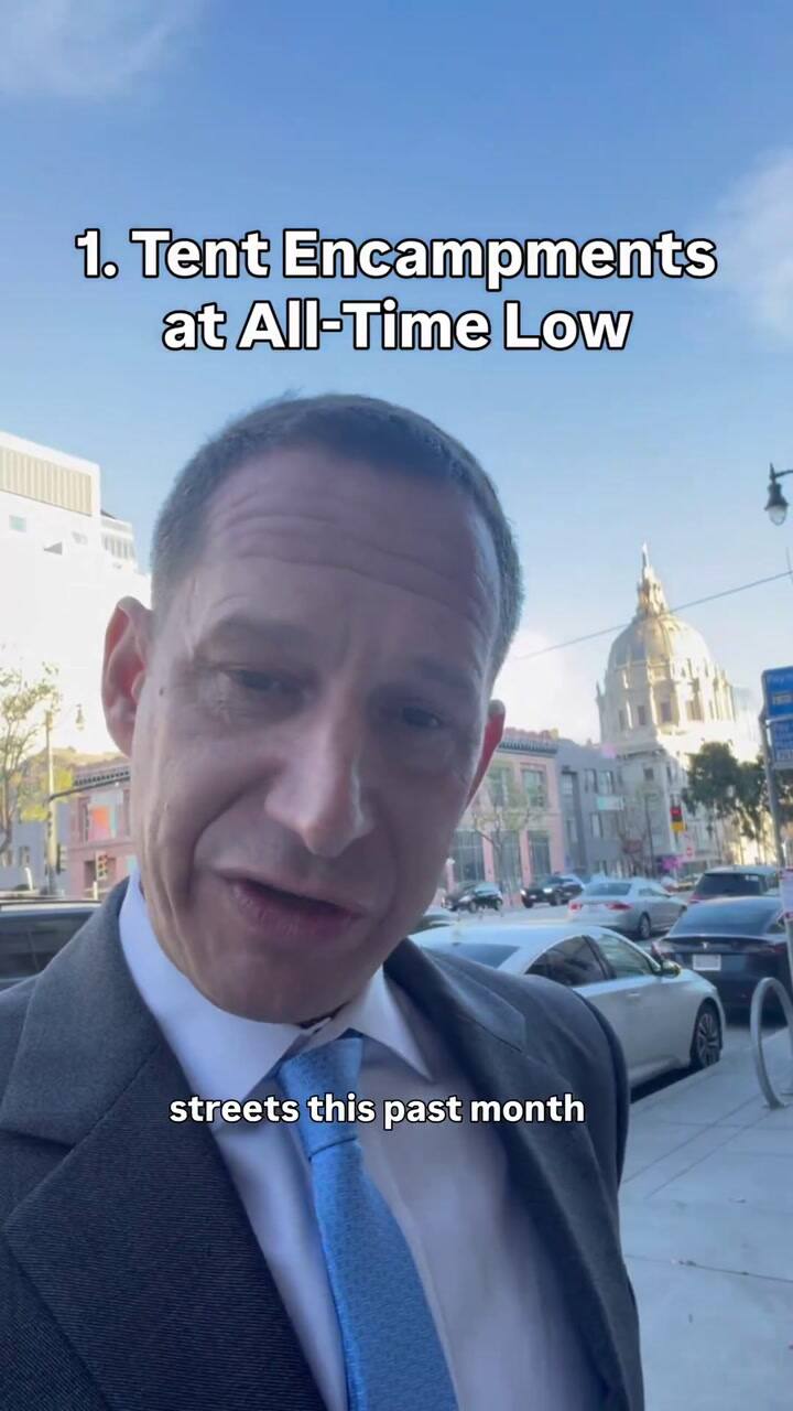 Las autoridades locales impulsan programas de reunificación familiar para solucionar la crisis habitacional