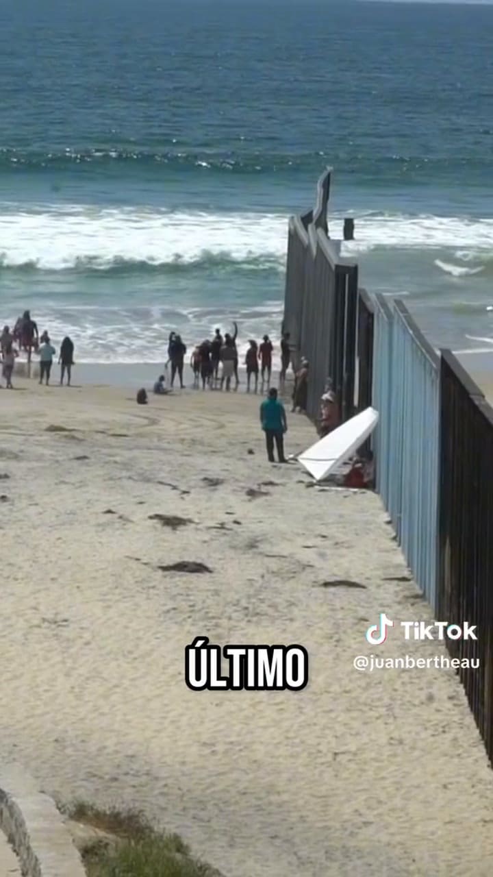 Así se reúnen las familias en la frontera de México con Estados Unidos