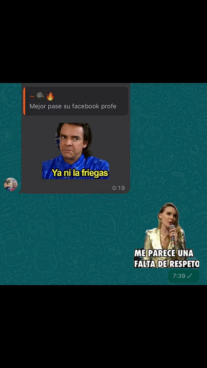 La maestra también es conocida en una aplicación para adultos