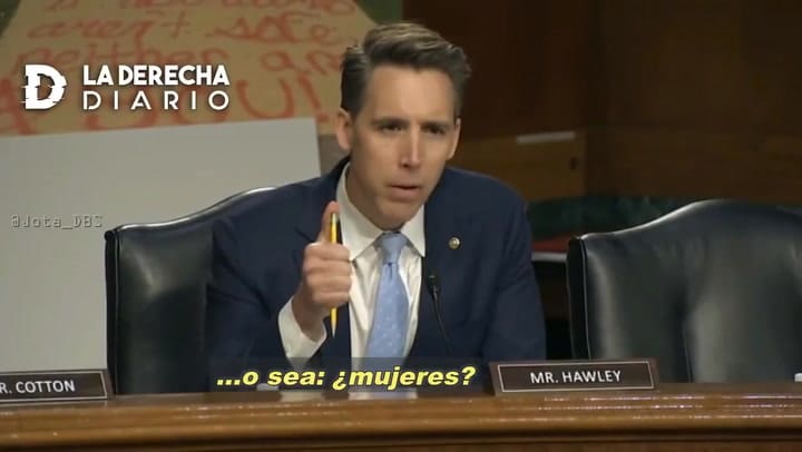 El senador Josh Hawley es acusado de transfobia luego de un debate con una profesora de leyes